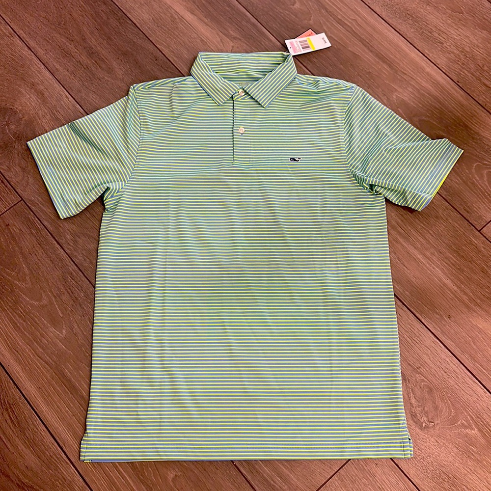 Men’s size Medium Vineyard Vines performance Polo